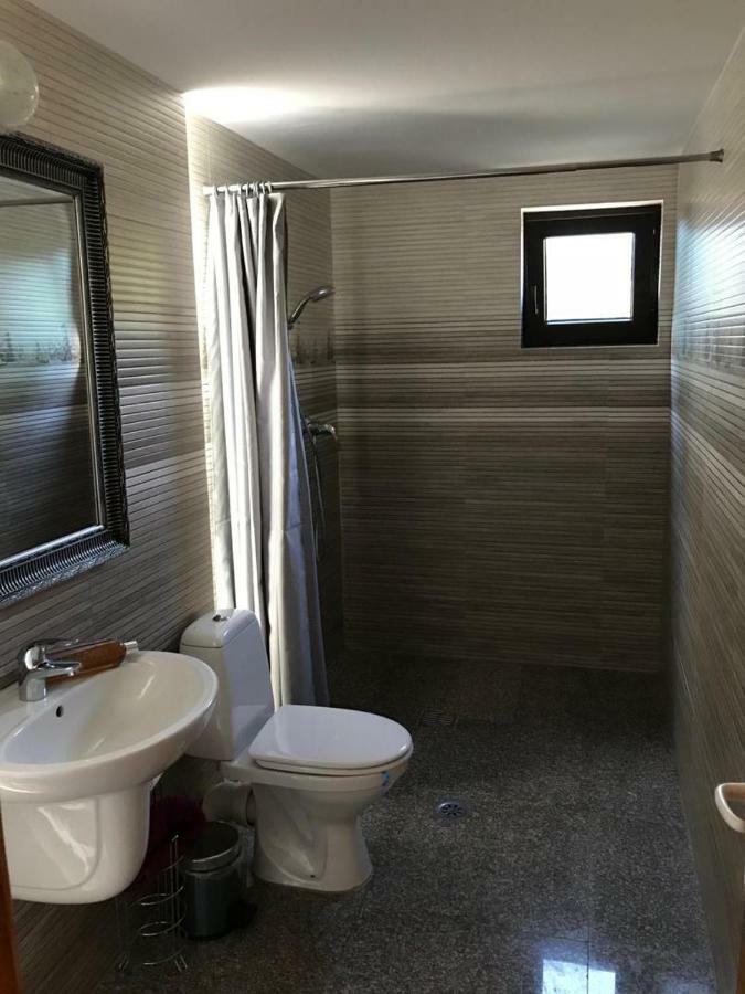 Green Villa كوستِنيست المظهر الخارجي الصورة
