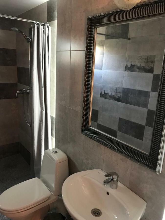 Green Villa كوستِنيست المظهر الخارجي الصورة